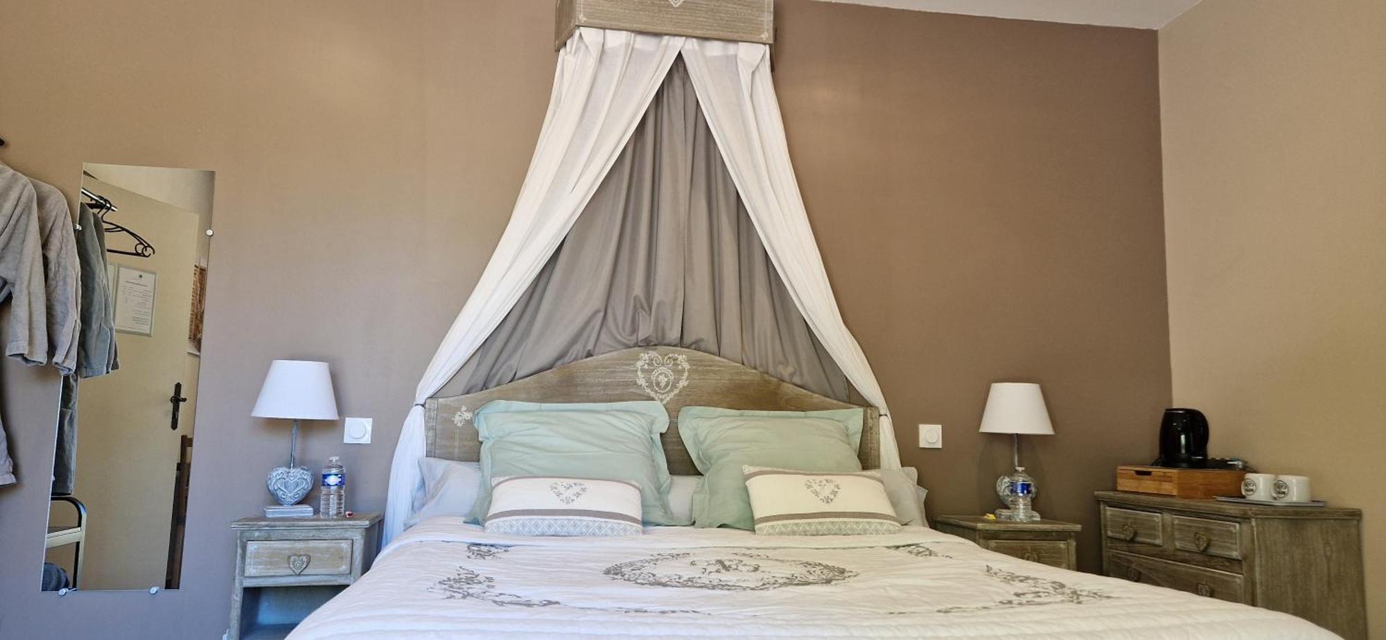 Le Miroir Des Etoiles Bed & Breakfast Pomport Exterior photo